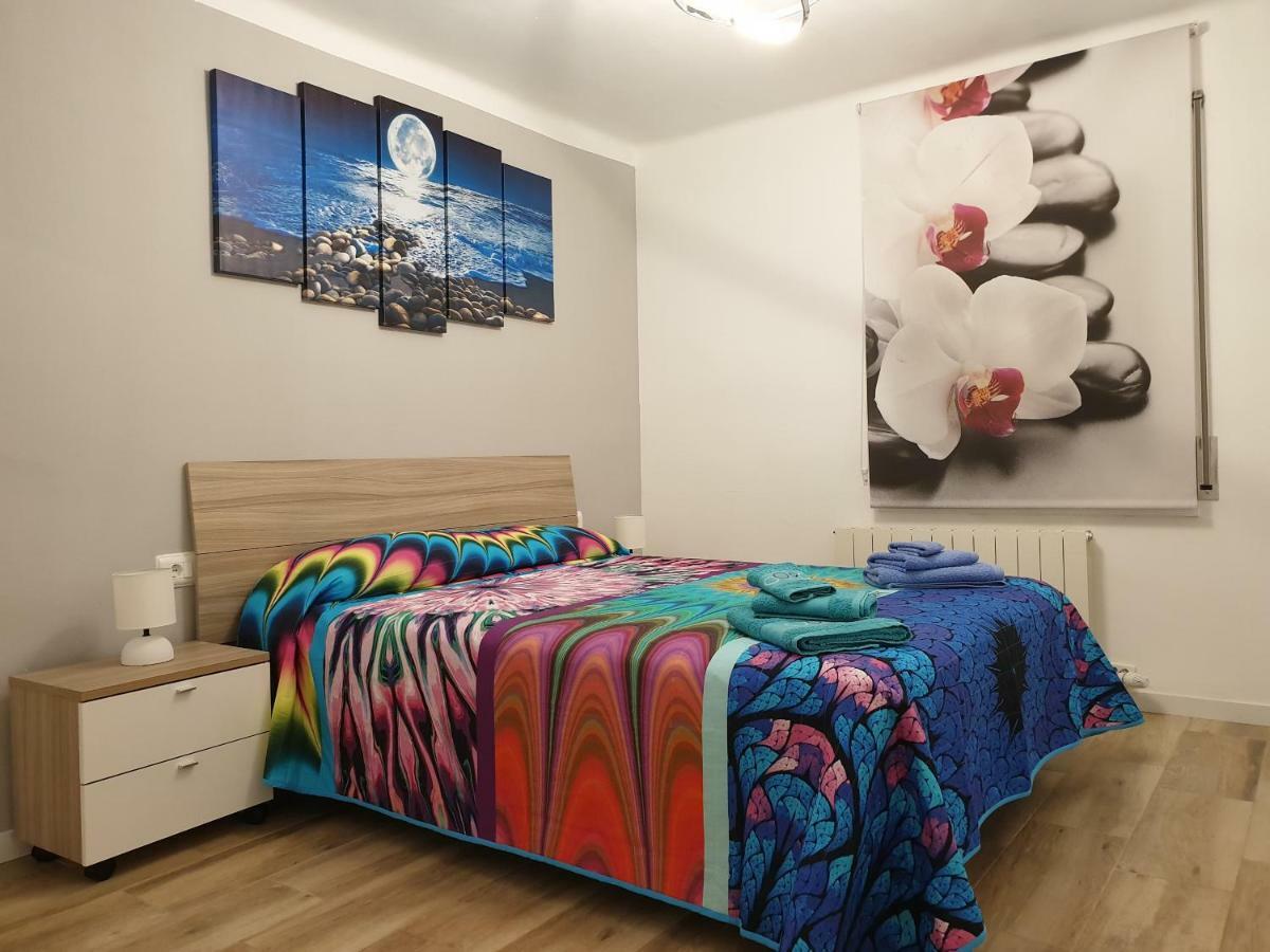 Apartamento Nuria Figueres  Luaran gambar